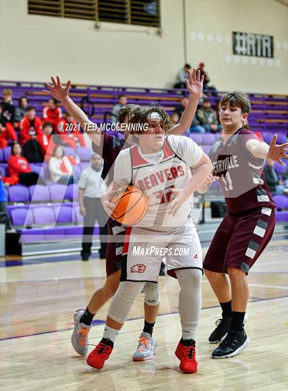 Thumbnail 3 in Glen Rose vs Perryville (Fountain Lake Christmas Classsic) photogallery.