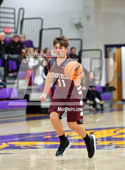 Thumbnail 2 in Glen Rose vs Perryville (Fountain Lake Christmas Classsic) photogallery.