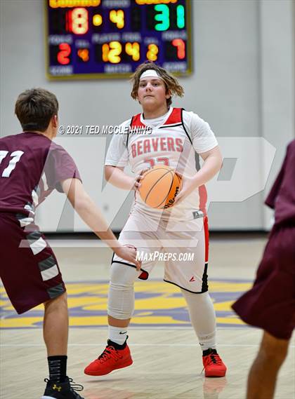 Thumbnail 3 in Glen Rose vs Perryville (Fountain Lake Christmas Classsic) photogallery.