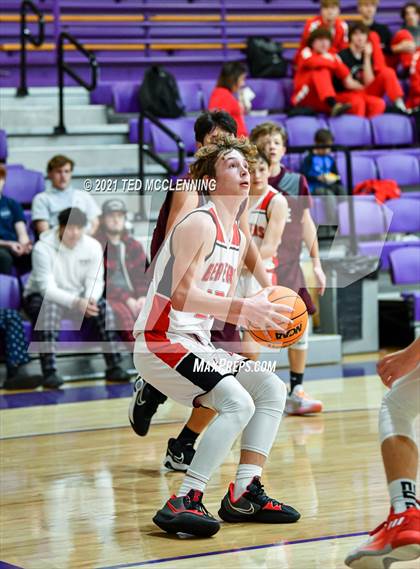 Thumbnail 1 in Glen Rose vs Perryville (Fountain Lake Christmas Classsic) photogallery.