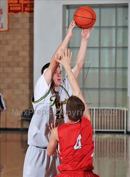 Thumbnail 2 in Roosevelt vs. St. George's - Vancouver, BC (MaxPreps Holiday Classic) photogallery.