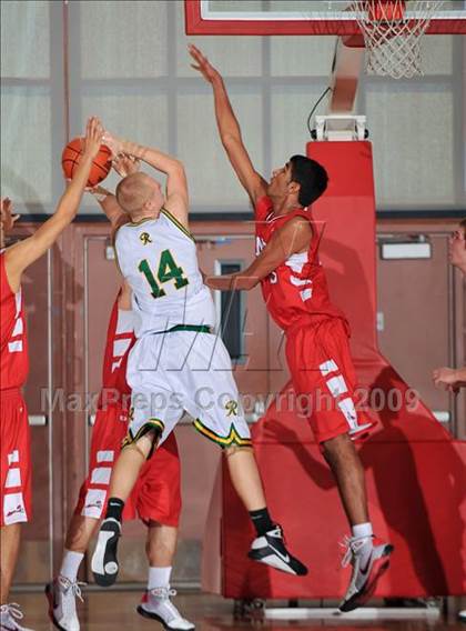 Thumbnail 2 in Roosevelt vs. St. George's - Vancouver, BC (MaxPreps Holiday Classic) photogallery.