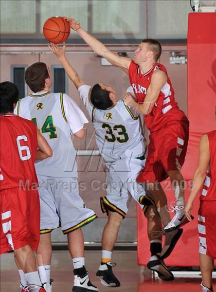 Thumbnail 1 in Roosevelt vs. St. George's - Vancouver, BC (MaxPreps Holiday Classic) photogallery.
