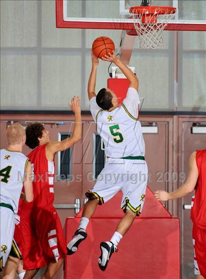 Thumbnail 1 in Roosevelt vs. St. George's - Vancouver, BC (MaxPreps Holiday Classic) photogallery.