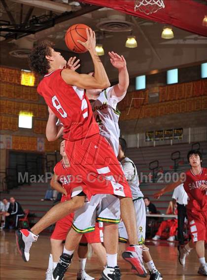 Thumbnail 3 in Roosevelt vs. St. George's - Vancouver, BC (MaxPreps Holiday Classic) photogallery.