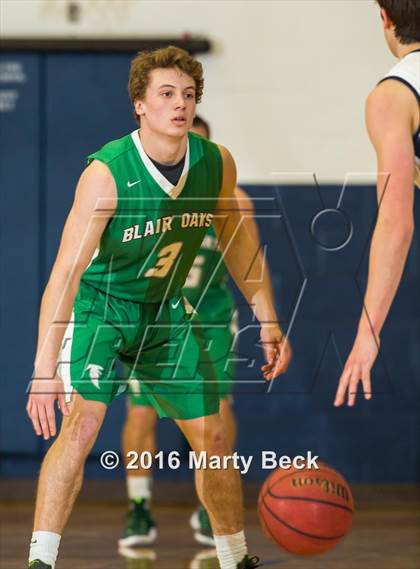 Thumbnail 1 in Helias vs Blair Oaks (Central Bank Shootout) photogallery.