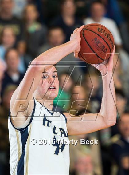 Thumbnail 2 in Helias vs Blair Oaks (Central Bank Shootout) photogallery.