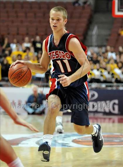 Thumbnail 1 in Ventura vs. Tesoro (CIF SS D1A Final) photogallery.