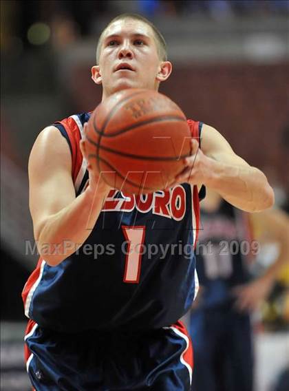 Thumbnail 2 in Ventura vs. Tesoro (CIF SS D1A Final) photogallery.