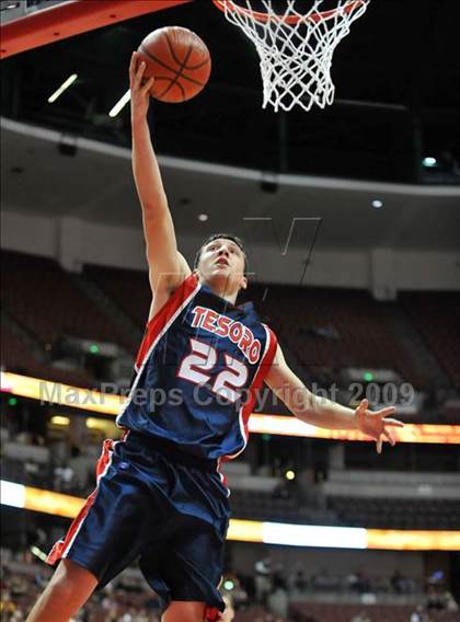 Thumbnail 2 in Ventura vs. Tesoro (CIF SS D1A Final) photogallery.