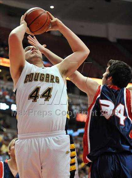 Thumbnail 3 in Ventura vs. Tesoro (CIF SS D1A Final) photogallery.