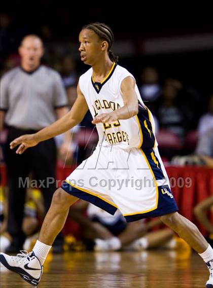 Thumbnail 1 in Bishop McGuinness vs. Weldon (NCHSAA 1A Final) photogallery.