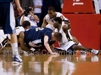 Thumbnail 1 in Bishop McGuinness vs. Weldon (NCHSAA 1A Final) photogallery.