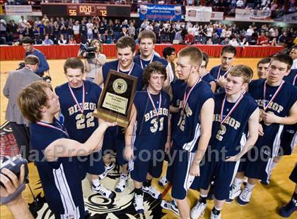 Thumbnail 2 in Bishop McGuinness vs. Weldon (NCHSAA 1A Final) photogallery.