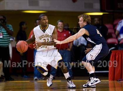 Thumbnail 1 in Bishop McGuinness vs. Weldon (NCHSAA 1A Final) photogallery.