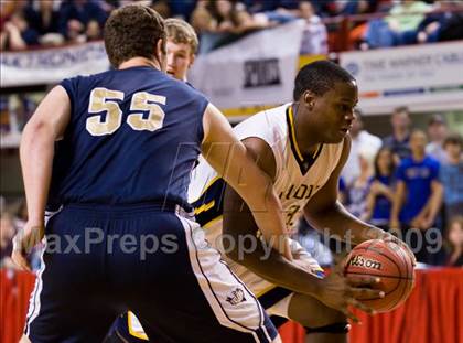 Thumbnail 1 in Bishop McGuinness vs. Weldon (NCHSAA 1A Final) photogallery.