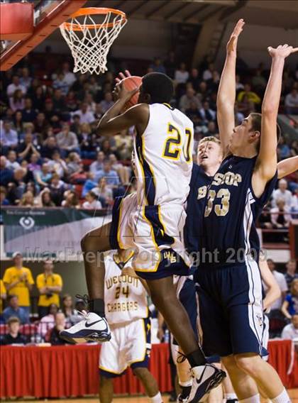 Thumbnail 3 in Bishop McGuinness vs. Weldon (NCHSAA 1A Final) photogallery.