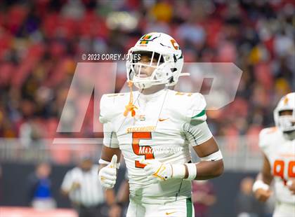 Thumbnail 1 in Perry vs Stockbridge (GHSA 4A State Championship) photogallery.