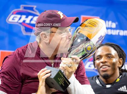 Thumbnail 1 in Perry vs Stockbridge (GHSA 4A State Championship) photogallery.