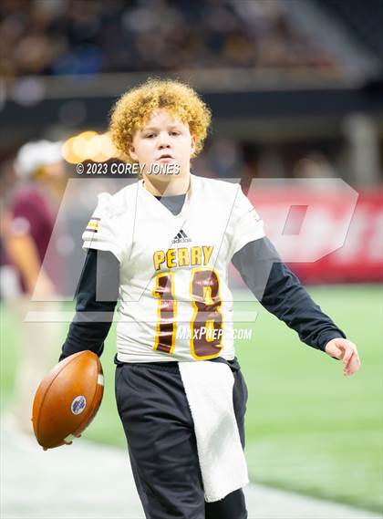 Thumbnail 3 in Perry vs Stockbridge (GHSA 4A State Championship) photogallery.