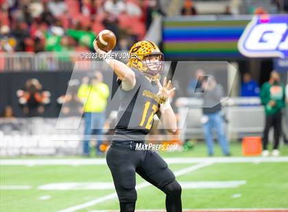 Thumbnail 1 in Perry vs Stockbridge (GHSA 4A State Championship) photogallery.