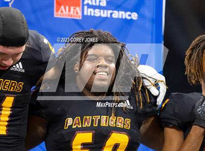 Thumbnail 2 in Perry vs Stockbridge (GHSA 4A State Championship) photogallery.