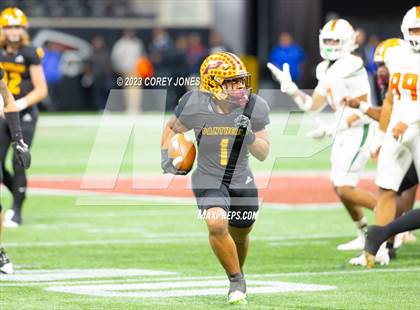 Thumbnail 3 in Perry vs Stockbridge (GHSA 4A State Championship) photogallery.