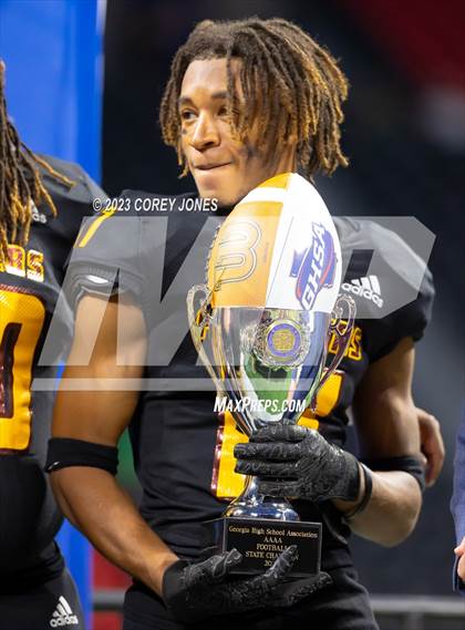 Thumbnail 2 in Perry vs Stockbridge (GHSA 4A State Championship) photogallery.