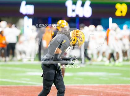Thumbnail 3 in Perry vs Stockbridge (GHSA 4A State Championship) photogallery.