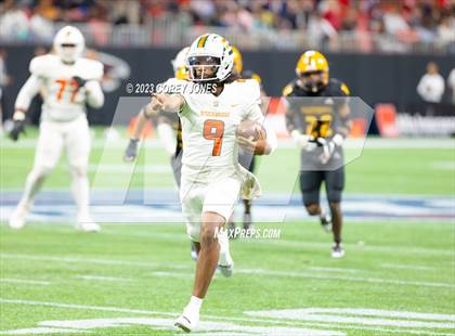 Thumbnail 1 in Perry vs Stockbridge (GHSA 4A State Championship) photogallery.