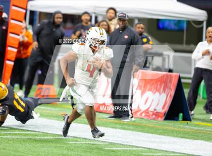 Thumbnail 2 in Perry vs Stockbridge (GHSA 4A State Championship) photogallery.