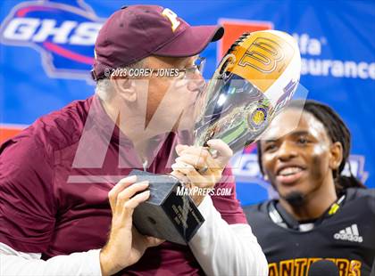 Thumbnail 2 in Perry vs Stockbridge (GHSA 4A State Championship) photogallery.