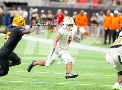 Thumbnail 2 in Perry vs Stockbridge (GHSA 4A State Championship) photogallery.