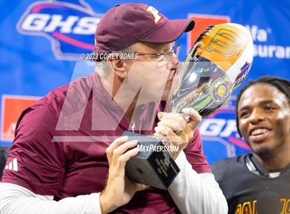 Thumbnail 3 in Perry vs Stockbridge (GHSA 4A State Championship) photogallery.