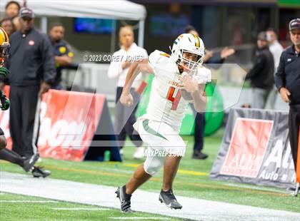 Thumbnail 2 in Perry vs Stockbridge (GHSA 4A State Championship) photogallery.