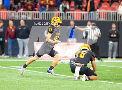 Thumbnail 2 in Perry vs Stockbridge (GHSA 4A State Championship) photogallery.