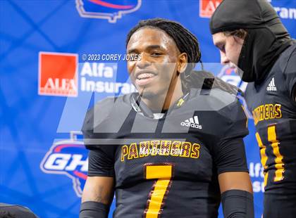Thumbnail 1 in Perry vs Stockbridge (GHSA 4A State Championship) photogallery.