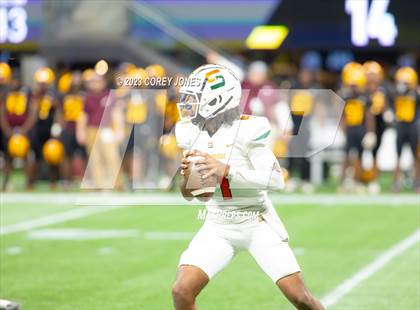 Thumbnail 1 in Perry vs Stockbridge (GHSA 4A State Championship) photogallery.