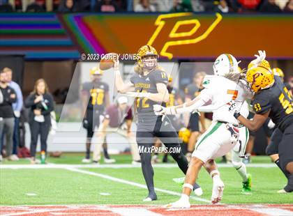 Thumbnail 1 in Perry vs Stockbridge (GHSA 4A State Championship) photogallery.