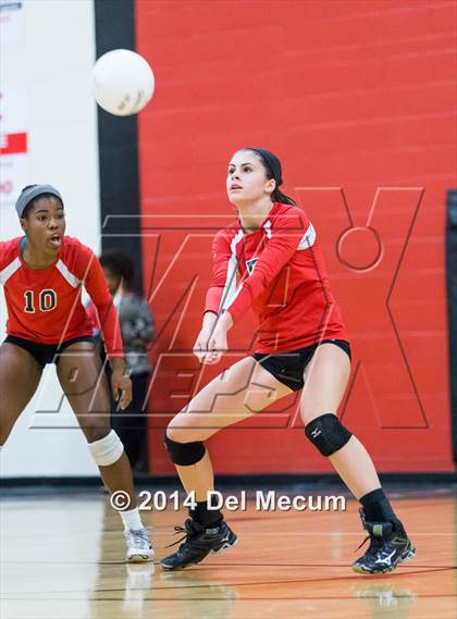 Thumbnail 3 in Riverview @ Bloomingdale photogallery.