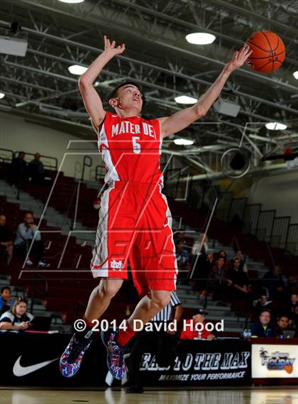 Thumbnail 1 in American Fork vs. Mater Dei (MaxPreps Holiday Classic) photogallery.