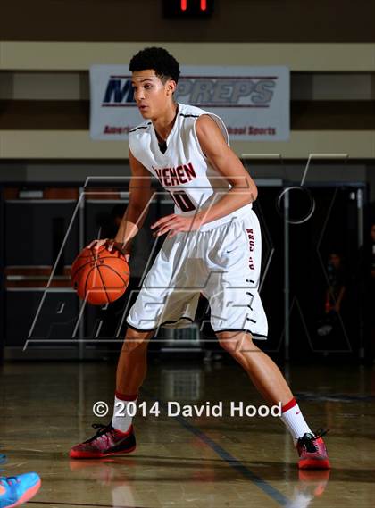 Thumbnail 1 in American Fork vs. Mater Dei (MaxPreps Holiday Classic) photogallery.