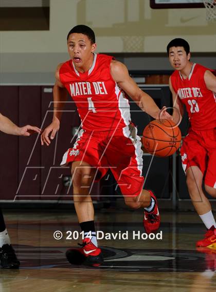 Thumbnail 3 in American Fork vs. Mater Dei (MaxPreps Holiday Classic) photogallery.