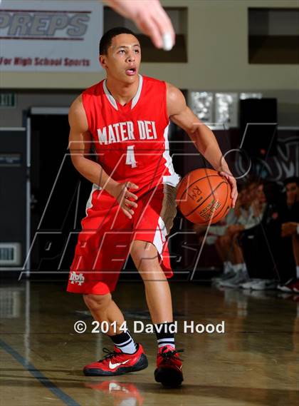 Thumbnail 1 in American Fork vs. Mater Dei (MaxPreps Holiday Classic) photogallery.