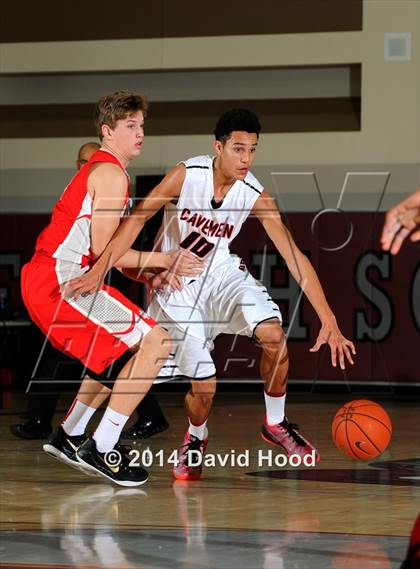 Thumbnail 2 in American Fork vs. Mater Dei (MaxPreps Holiday Classic) photogallery.