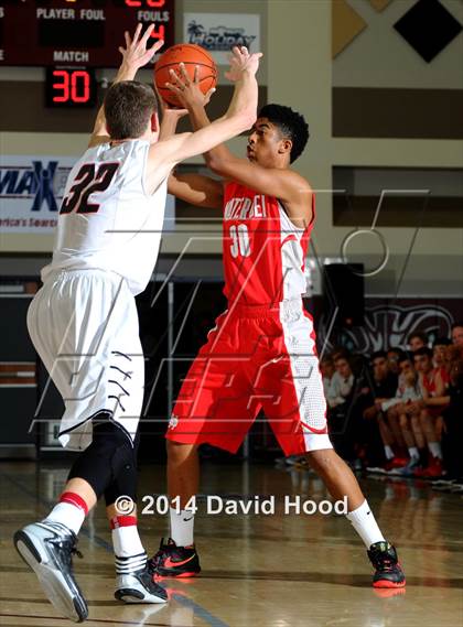 Thumbnail 1 in American Fork vs. Mater Dei (MaxPreps Holiday Classic) photogallery.