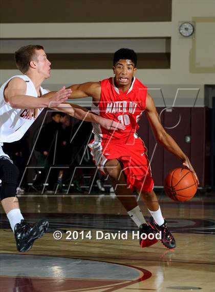Thumbnail 3 in American Fork vs. Mater Dei (MaxPreps Holiday Classic) photogallery.