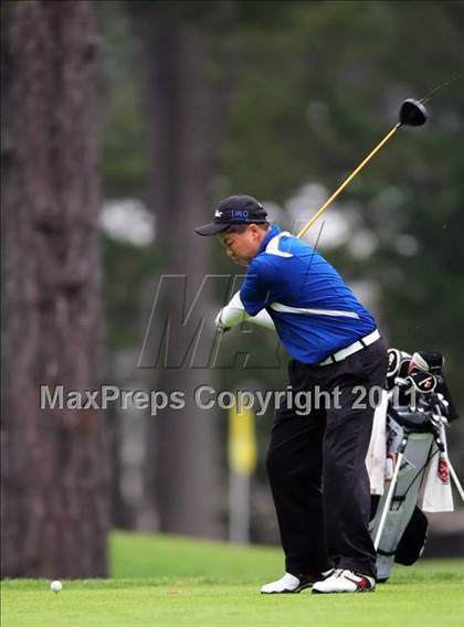 Thumbnail 2 in CIF State Boys Golf Championships photogallery.