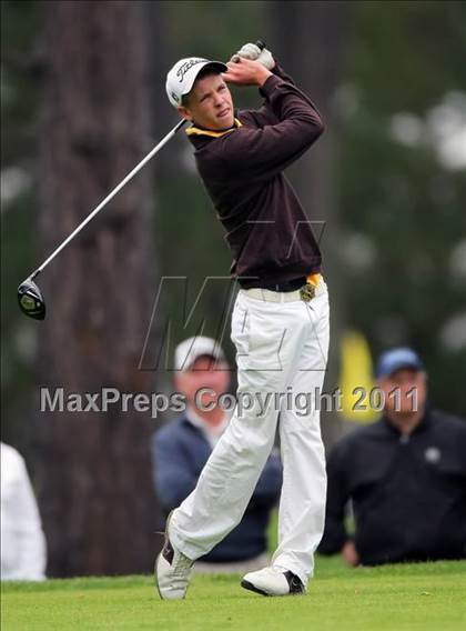 Thumbnail 2 in CIF State Boys Golf Championships photogallery.