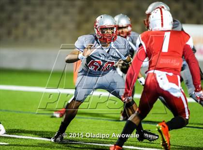 Thumbnail 3 in Terrell vs. Wilson (UIL 5A Bi-District Playoff) photogallery.